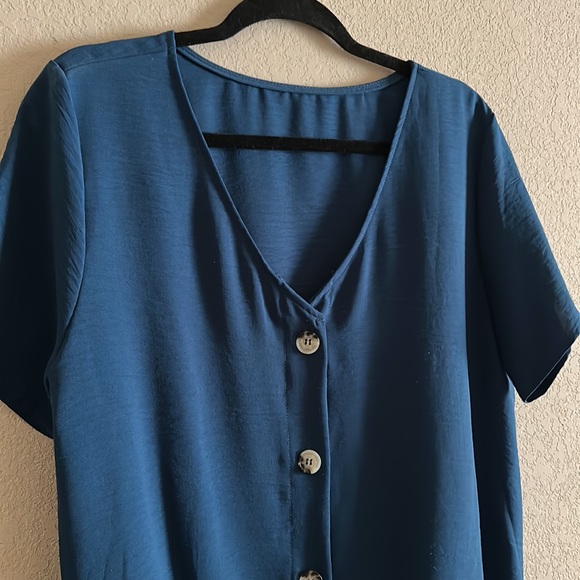 Blouse - Picture 3 of 5